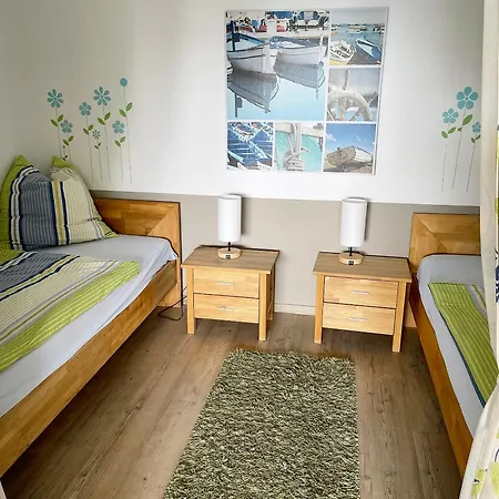 M04-003 * Heiligenhafen